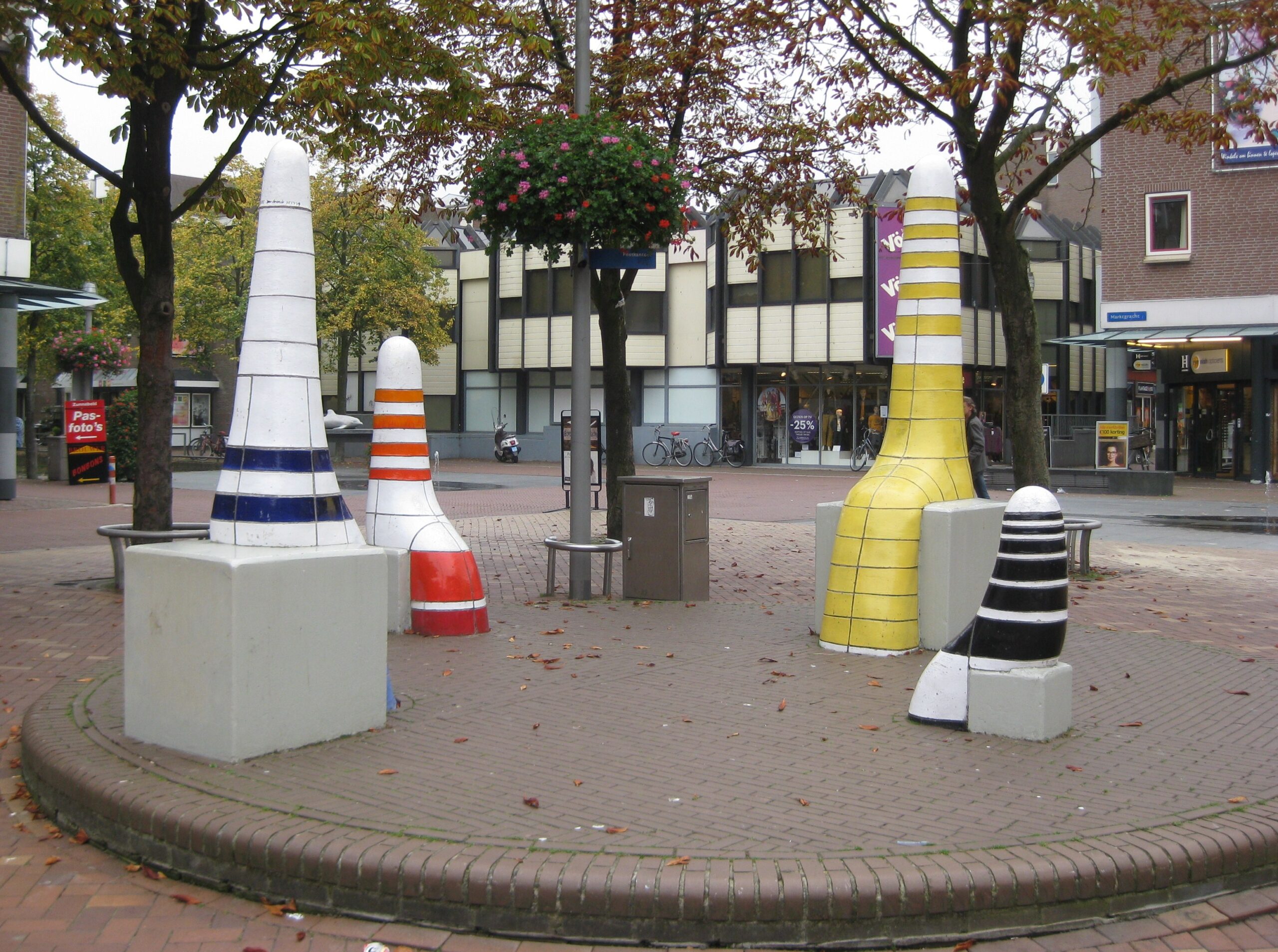Boekpresentatie Beelden in Almere 2